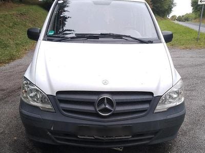 Weiß Gebraucht 2011 Mercedes Vito Van | 4.900 €