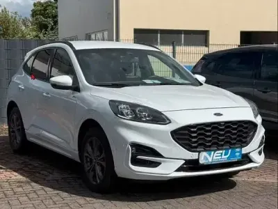 Gebraucht Ford Kuga ST-Line 152 PS (111 kW) 2022 Weiß SUV