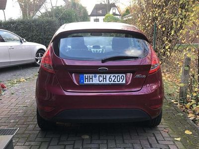 Gebraucht Ford Fiesta 60 PS (44 kW) 2012 Rot Kleinwagen