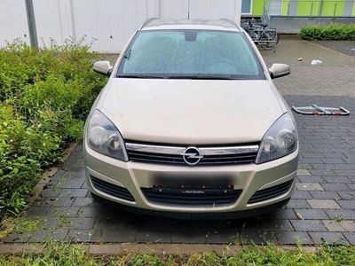 gebraucht Opel Astra 1.9 TDCI KLIMA .ANHAENGERKUPPLUNG TUEV 03/2025