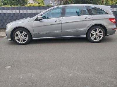 Mercedes R350