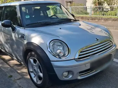 Begagnad Mini One Clubman 95 HK (69 kW) 2009 Silver Kombi