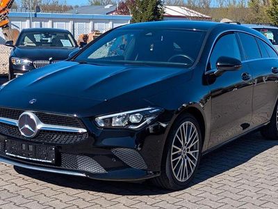 Gebraucht Mercedes CLA200 Shooting Brake 150 PS (110 kW) 2019 Schwarz Kombi
