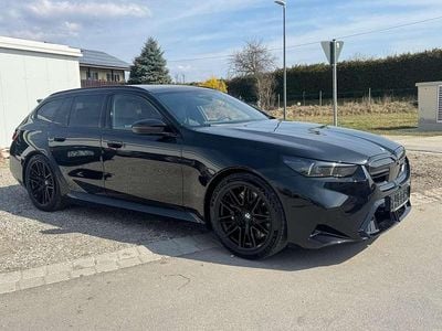Neu BMW M5 Performance 727 PS (534 kW) 2026 475 saphirschwarz metallic Kombi
