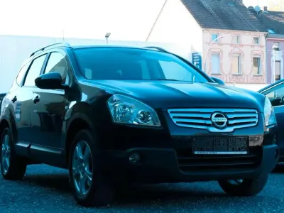 Gebraucht Nissan Qashqai +2 Tekna 141 PS (103 kW) 2010 Schwarz SUV