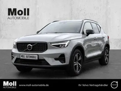 Gebraucht Volvo XC40 Plus 163 PS (119 kW) 2023 Vapour grey / metallic SUV