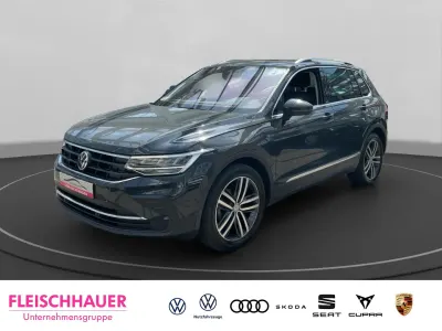 Gebraucht VW Tiguan Sport 265 PS (194 kW) 2023 Grau SUV