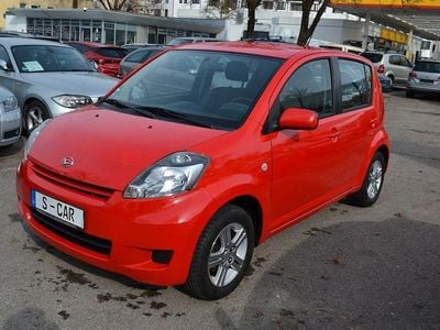 Gebraucht Daihatsu Sirion 91 PS (66 kW) 2009 Rot Kleinwagen