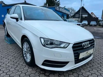 Gebraucht Audi A3 Ambiente 150 PS (110 kW) 2014 Weiß Limousine