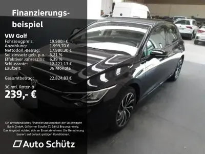 Gebraucht VW Golf VIII Life 110 PS (80 kW) 2023 Schwarz Limousine
