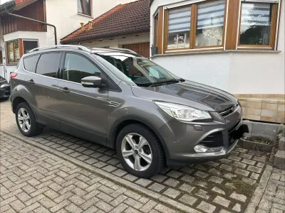 Usata Ford Kuga Titanium 163 CV (119 kW) 2014 Grigio SUV