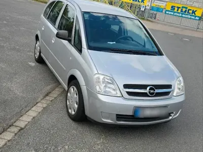 Używany Opel Meriva 101 KM (74 kW) 2005 Srebrny Minivan