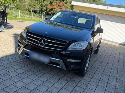 Schwarz Gebraucht 2012 Mercedes ML350 AMG SUV | 20.000 € (Guter Preis)