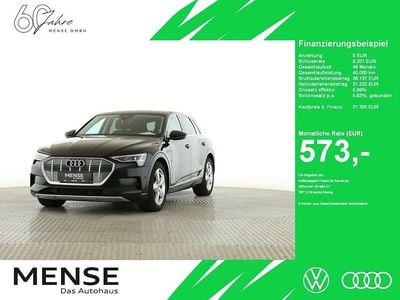Mythosschwarz Gebraucht 2022 Audi e-tron Advanced SUV | 31.320 € (Guter Preis)