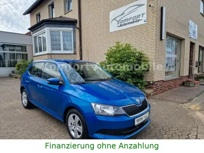 Gebraucht Skoda Fabia Ambition 75 PS (55 kW) 2017 Blau Limousine