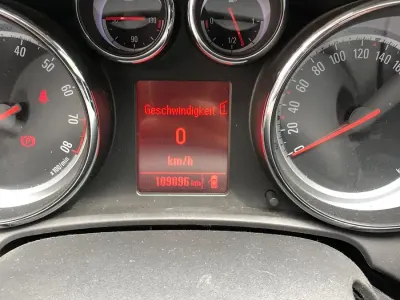 Gebraucht Opel Astra GTC 140 PS (102 kW) 2012 Schwarz Limousine
