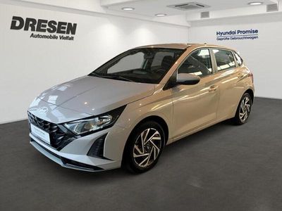Grau Gebraucht 2025 Hyundai i20 Trend Kleinwagen | 20.340 € (Fairer Preis)