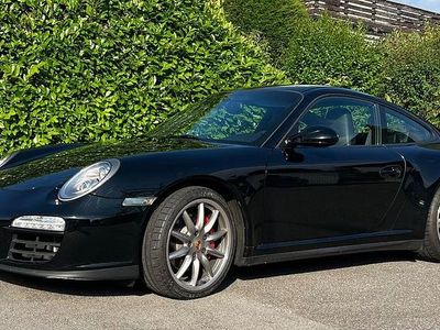 Porsche 911 Carrera GTS