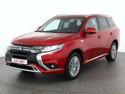 Gebraucht Mitsubishi Outlander P-HEV Spirit 224 PS (164 kW) 2020 Rot SUV