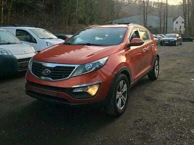 Gebraucht Kia Sportage Vision 136 PS (100 kW) 2011 Rot SUV