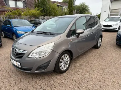 Gebraucht Opel Meriva 101 PS (74 kW) 2012 Grau Van / Kleinbus