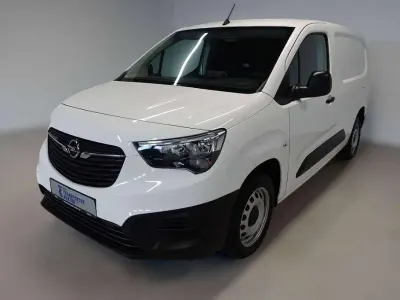 Gebraucht Opel Combo Edition 102 PS (75 kW) 2022 Weiß Van / Kleinbus