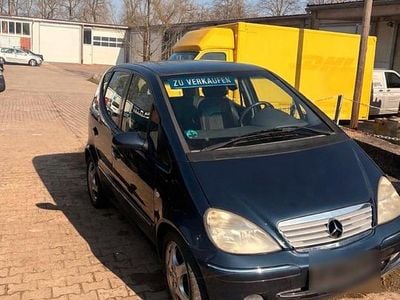 Gebraucht Mercedes A190 125 PS (91 kW) 2001 Blau Kleinwagen