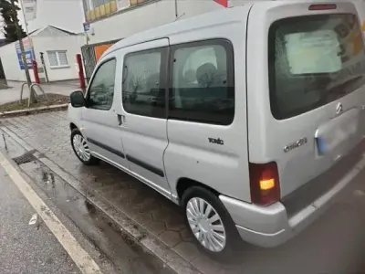 Używany Citroën Berlingo 110 KM (80 kW) 2003 Srebrny Minivan