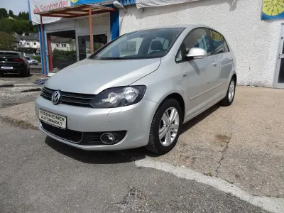 Gebraucht VW Golf VII Life 105 PS (77 kW) 2013 Gold Limousine
