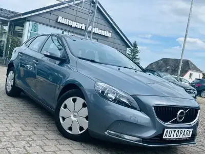 Brugt Volvo V40 122 HK (89 kW) 2017 Grå Stationcar