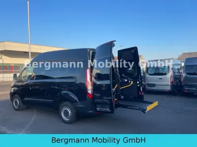 Używany Ford Transit Custom 105 KM (77 kW) 2020 Czarny Minivan