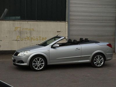 Gebraucht Opel Astra Cabriolet 140 PS (102 kW) 2007 Grau Cabrio