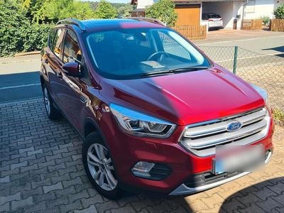 Rot Gebraucht 2018 Ford Kuga SUV | 12.300 € (Guter Preis)