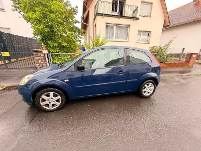 Gebraucht Ford Fiesta 60 PS (44 kW) 2007 Blau Kleinwagen