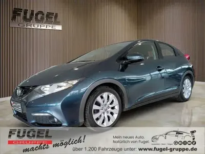 Gebraucht Honda Civic Sport 141 PS (103 kW) 2013 Woodland green p. Limousine