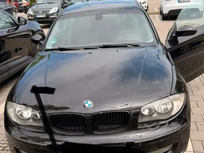 Gebraucht BMW 118 145 PS (106 kW) 2008 Schwarz Kleinwagen