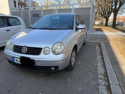 Silber Gebraucht 2002 VW Polo Kleinwagen | 799 € (Fairer Preis)
