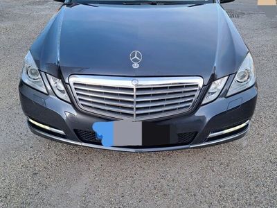 gebraucht Mercedes E220 BlueEffience