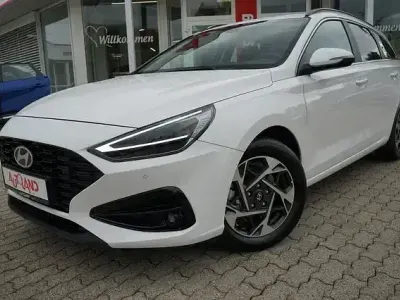 Neu Hyundai i30 150 PS (110 kW) 2026 Weiß Kombi