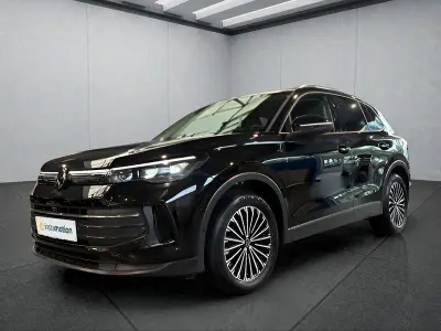 Gebraucht VW Tiguan 131 PS (96 kW) 2025 Schwarz SUV