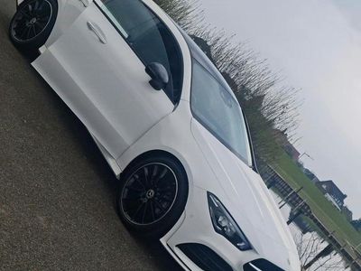 Gebraucht Mercedes CLA200 Shooting Brake AMG line 150 PS (110 kW) 2023 Weiß Kombi