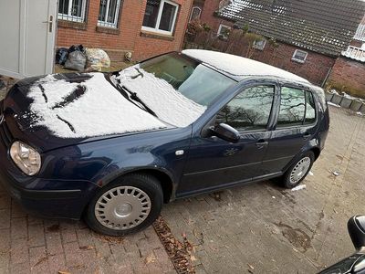 Gebraucht VW Golf IV 102 PS (75 kW) 2003 Blau Kleinwagen