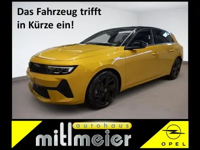 Gebraucht Opel Astra 181 PS (133 kW) 2023 Kult gelb met. Kleinwagen
