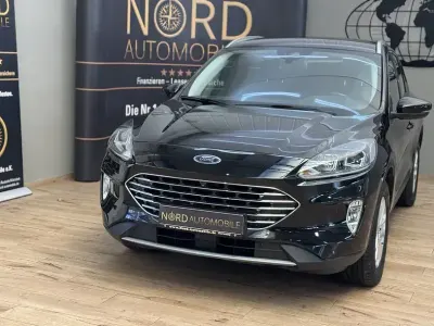 Gebraucht Ford Kuga Titanium 150 PS (110 kW) 2022 Schwarz SUV