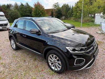 Deepblack perleffect Gebraucht 2022 VW T-Roc Style SUV | 22.350 € (Fairer Preis)