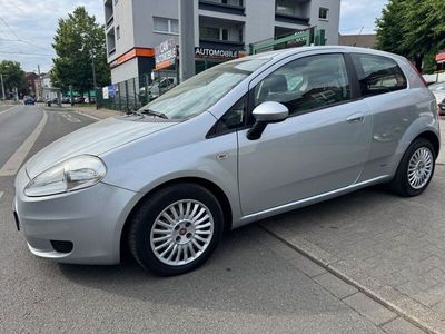 Gebraucht Fiat Grande Punto 77 PS (56 kW) 2009 Grau Kleinwagen