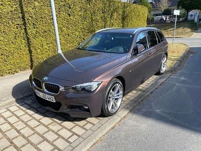 Gebraucht BMW 330 M Sport 258 PS (189 kW) 2016 Braun Kombi