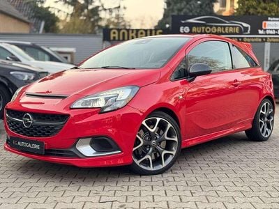 Gebraucht Opel Corsa OPC 207 PS (152 kW) 2015 Magmarot/flame red Kleinwagen