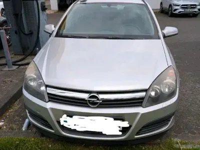 Gebraucht Opel Astra 110 PS (80 kW) 2006 Silber Kombi