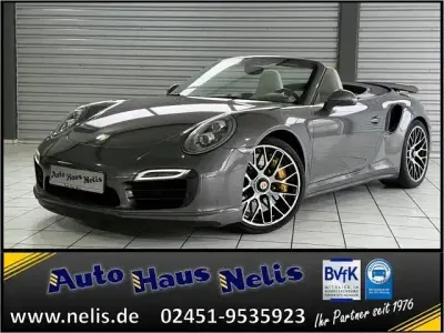Usata Porsche 911 Turbo S 560 CV (411 kW) 2014 Grigio Cabrio